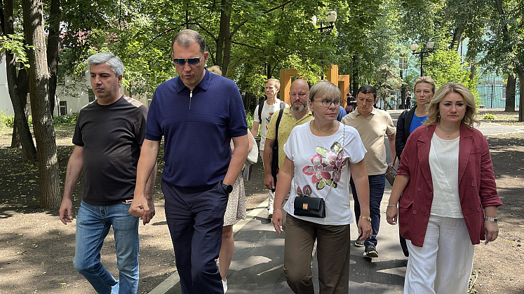 Префект Владимир Говердовсикй проверяет готовность объектов благоустройства