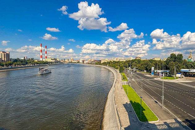 На Новодевичьей набережной завершили комплексный ремонт