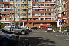 Почти четыре тысячи парковочных мест обустроили в Таганском районе